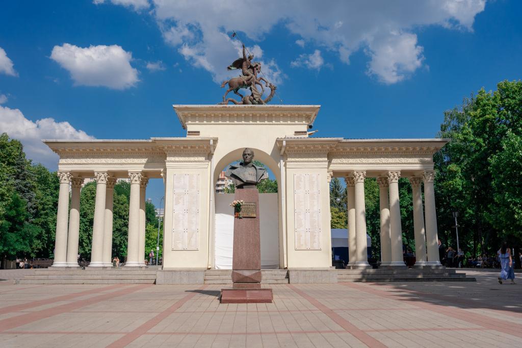 Х фестиваль "Кубань играет джаз" GEN05117.jpg