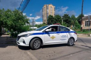 Госавтоинспекторы Кубани доставили в больницу годовалого ребенка с признаками удушья