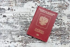 В «Микроне» сообщили о стабильном производстве чипов для загранпаспортов