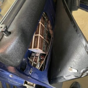 Жигули с «сигаретными» дверями задержали на таможенном посту Сочи