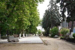 Два парка обновляют в Лабинском районе Кубани