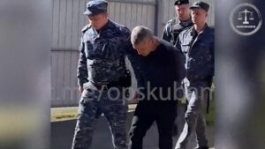 Суд арестовал на 2 месяца двоих подозреваемых в убийстве аниматоров на Кубани