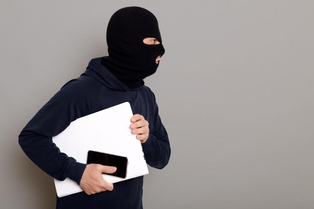 Аферист обманул жителя Новороссийска при продаже оборудования для майнинга криптовалюты