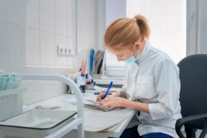 Врачи краевой больницы обследуют жителей Приморско-Ахтарского района
