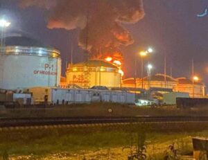 Губернатор Кубани опроверг эвакуацию жителей поселка Волна из-за возгорания на нефтебазе