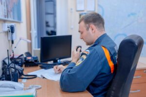 В Сочи спасатели эвакуировали сломавшую ногу женщину