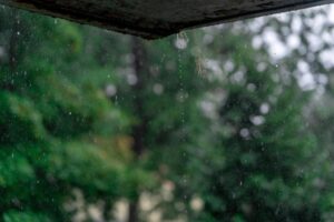 Штормовое предупреждение на Кубани продлили до 16 июня