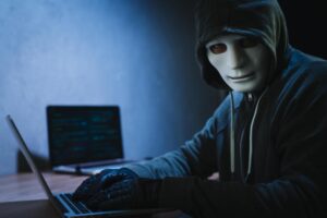 На Кубани хакер крал деньги с иностранных счетов и спонсировал запрещенную в России организацию