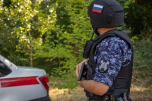 Мужчина угрожал ружьем постояльцам гостиницы в Усть-Лабинске
