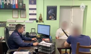 Мужчину, напавшего на ребенка на детской площадке в Краснодаре, взяли под стражу