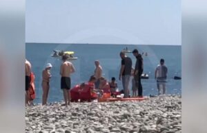 В Сириусе пьяница ради забавы столкнул с пирса ребенка