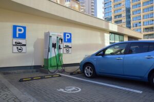 В Сочи построят 16 зарядных станций для электромобилей в 2024 году