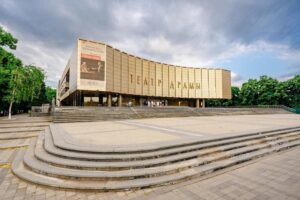 На ремонт драматического театра в Краснодаре направят 72 млн рублей в 2023 году