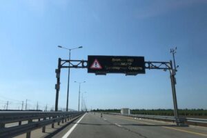 Более 1,3 тысяч автомобилей находятся в очереди на Крымский мост