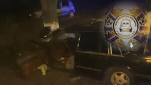 В Армавире иномарка влетела в дерево, водитель погиб
