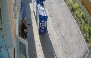Возле магазина в Горячем Ключе жестоко избили мать двоих детей