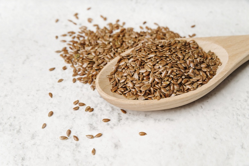 high-view-spoon-with-seeds.jpg high-view-spoon-with-seeds.jpg