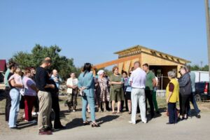 Причиной мусорного коллапса в двух районах Кубани стало увольнение водителей