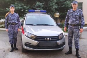 В Новороссийске росгвардейцы помогли малышу с судорогами и высокой температурой