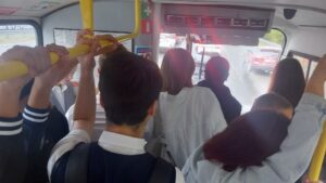 Власти Краснодара обещают добавить маршрутки для подвоза школьников