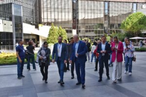 Делегация из Ирана оценила возможности аэропорта Сочи