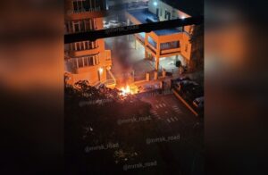 В Новороссийске полицейские выясняют, почему сгорел автомобиль на парковке