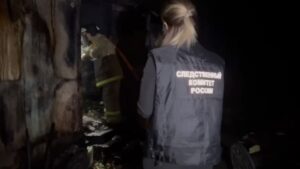 В Туапсе при пожаре в жилом вагончике погибла супружеская пара