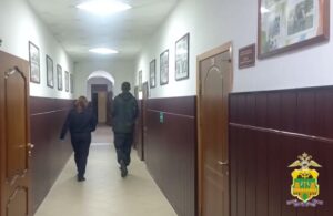 В Апшеронске пьяный водитель на «Приоре» сбил госавтоинспектора