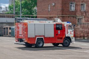 Топившие дом обогревателем мужчина и женщина погибли при пожаре в Ленинградском районе
