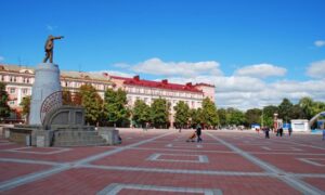 Фонтан без воды и памятник семечке возведут в Армавире
