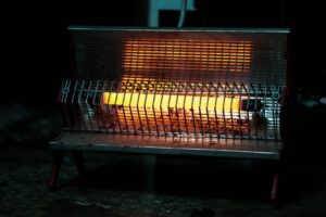 Житель Краснодара спьяну забил пожилую мать электрообогревателем