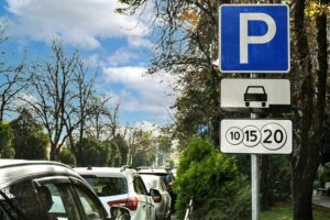 Парковки станут бесплатными в дни новогодних праздников в Сочи