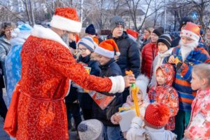 Больше половины семей в Краснодаре не будет заказывать Деда Мороза детям на Новый год