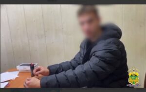 Молодой человек украл два дорогущих гаджета на 240 тысяч рублей в Новороссийске