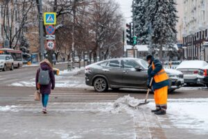 Снегопад, гололед и сильный ветер задержатся на Кубани до 12 января