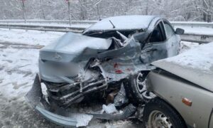 На Кубани лихач на иномарке спровоцировал лобовое ДТП