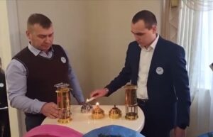 Семья из Темрюкского района везет очаг семьи на Кубань