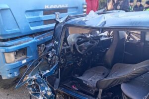 Молодой сочинец погиб, врезавшись на «семерке» в КамАЗ