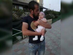 Избивший женщину с дочкой в Краснодаре скрывался в отеле на побережье