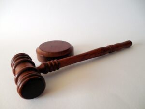 Житель Кубани изуродовал знакомого тяпкой