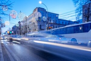 Лифт с людьми упал и смерть трех малышей в пожаре: главное к вечеру 12 февраля на Кубани