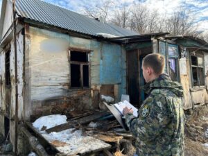 На Кубани при пожаре в частном доме погибла женщина