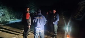 Туристы с двухлетним ребенком увязли в горах под Геленджиком
