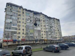 Жильцам горевшей в Анапе многоэтажки восстанавливают документы