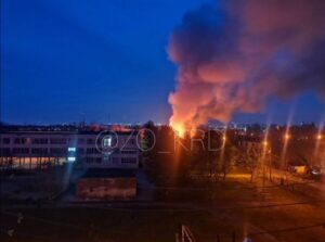 На севере Краснодара тушат большой частный дом