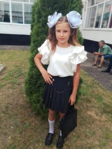 На Кубани разыскивают 12-летнюю школьницу в зеленой куртке
