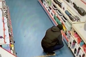 Вежливый грабитель из Сочи оказался серийным вором