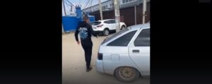 Дебошир на тонированной «десятке» держит в страхе жителей Индустриального в Краснодаре
