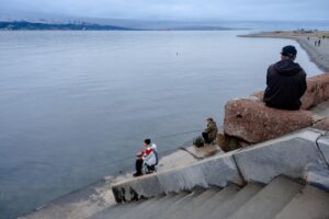 Житель Новороссийска помог поймать браконьеров с сетями в Суджукской лагуне