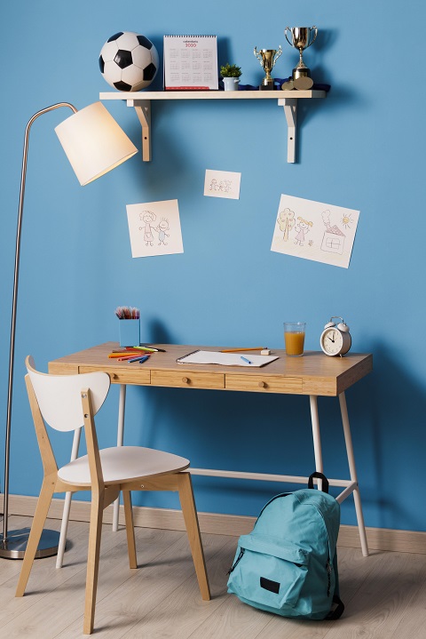 children-desk-interior-design.jpg Рабочее место в комнате мальчика-подростка